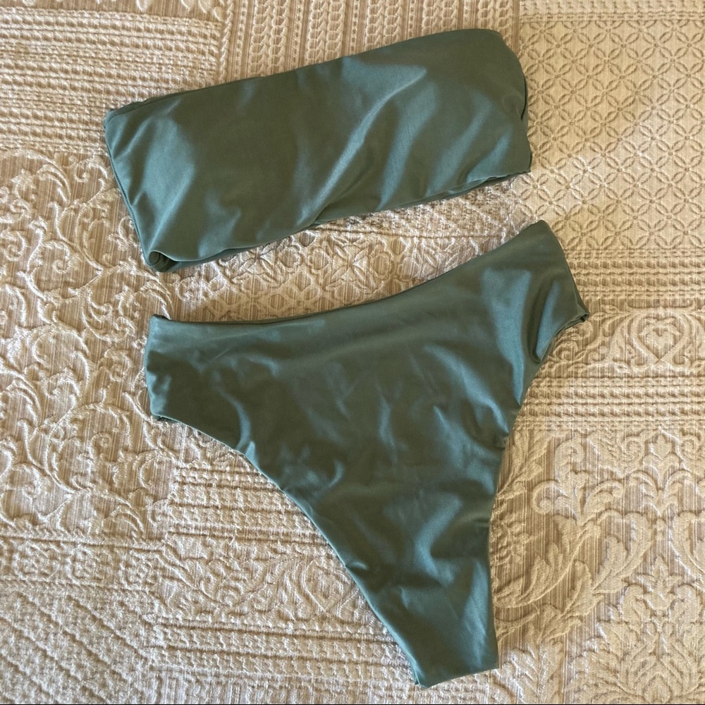Strapless Green bikini set